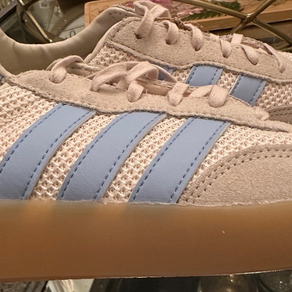 🆕 Adidas Barreda Decode Women's Beige and Light Blue Sneakers. BRAND NEW w/o box - Picture 8 of 11